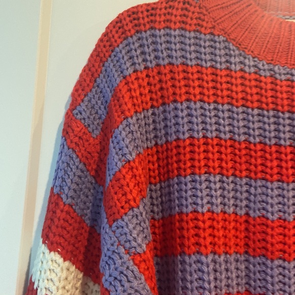 Cloud ten sweater sz small red purple white stripes like new chunk knit sweater - Picture 4 of 15